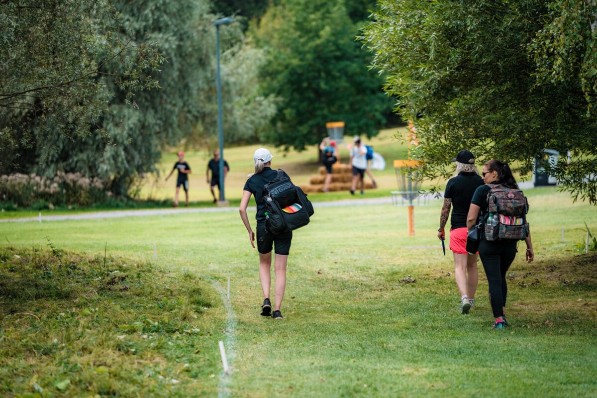 Disc golf clubs are a great way to meet other disc golfers and learn the game.