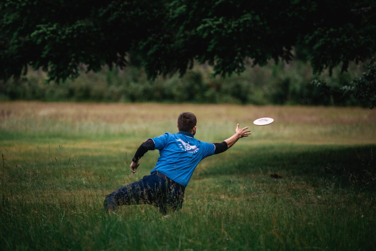 Disc Golf Nutrition - You Are What You Eat! 1 It takes a lot of energy to play disc golf at your best. What you put in your body means a lot.